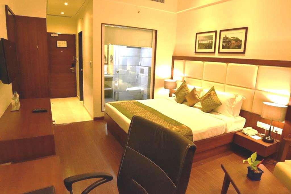 Comfort Inn Donil Vadodara Pokój zdjęcie