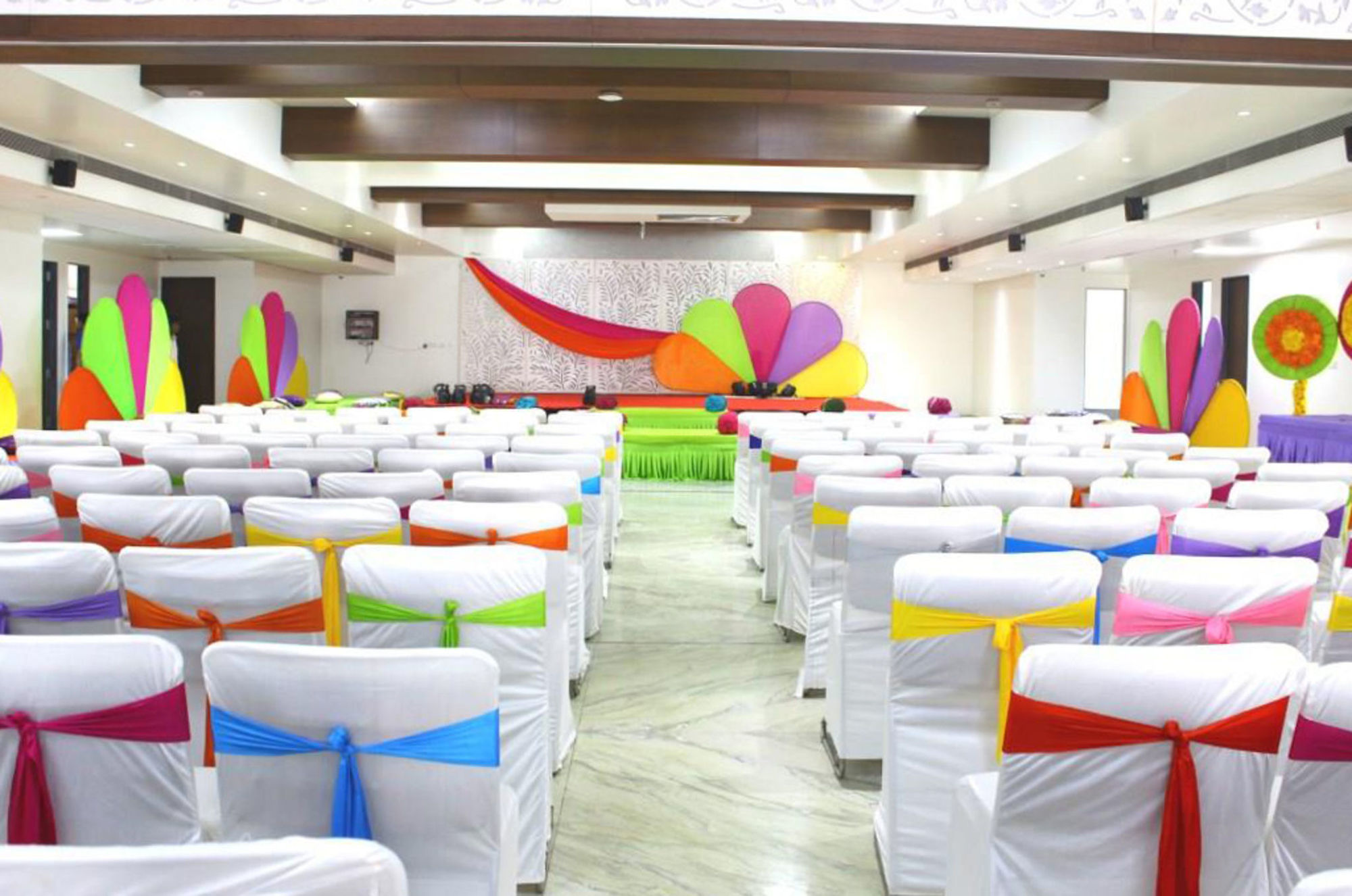 Comfort Inn Donil Vadodara Udogodnienia zdjęcie