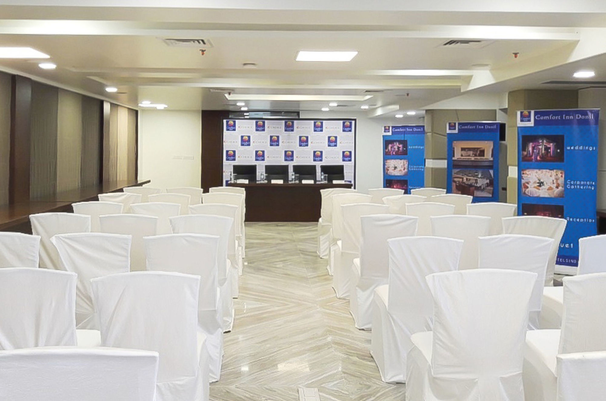 Comfort Inn Donil Vadodara Udogodnienia zdjęcie