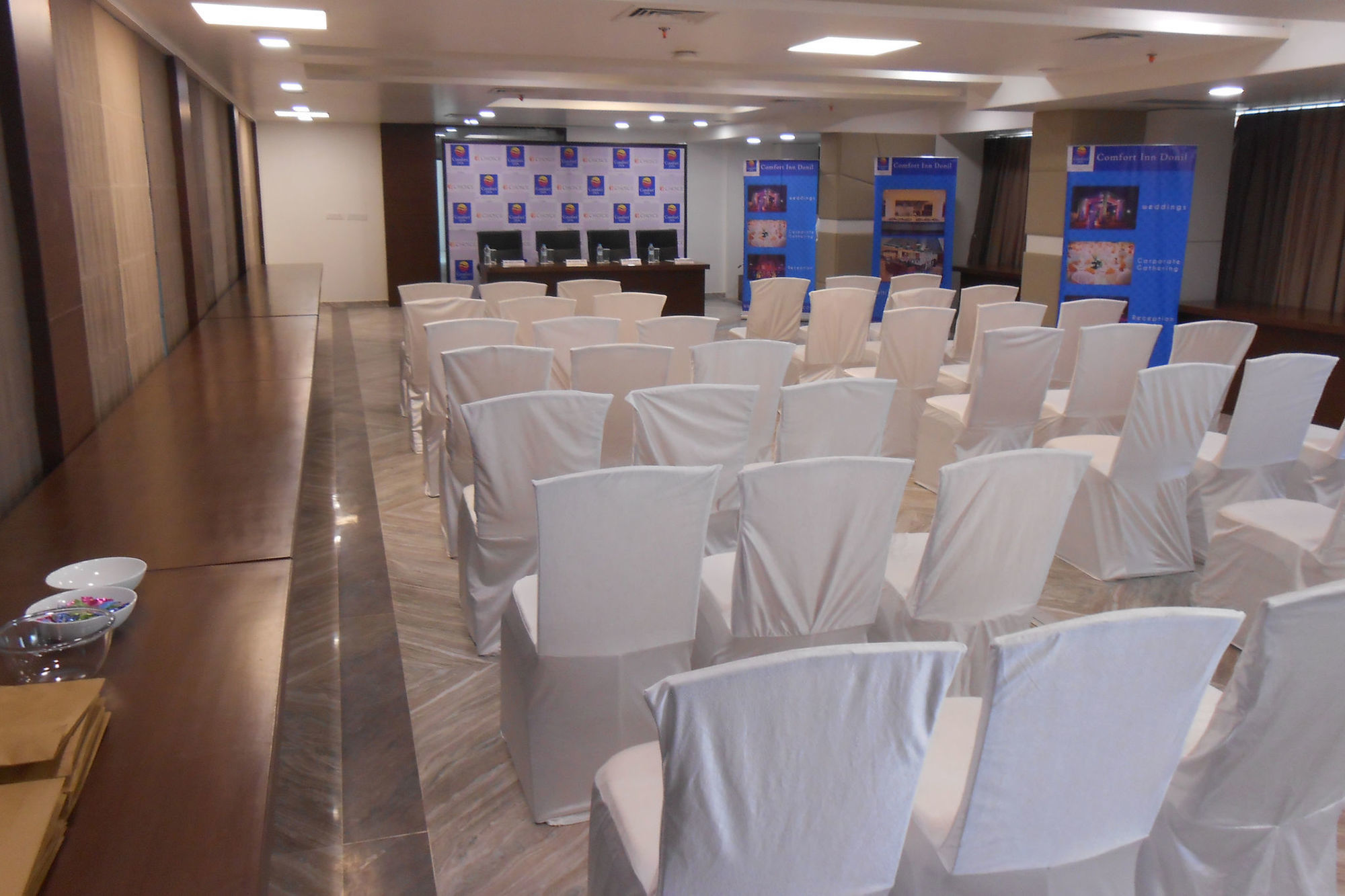 Comfort Inn Donil Vadodara Udogodnienia zdjęcie