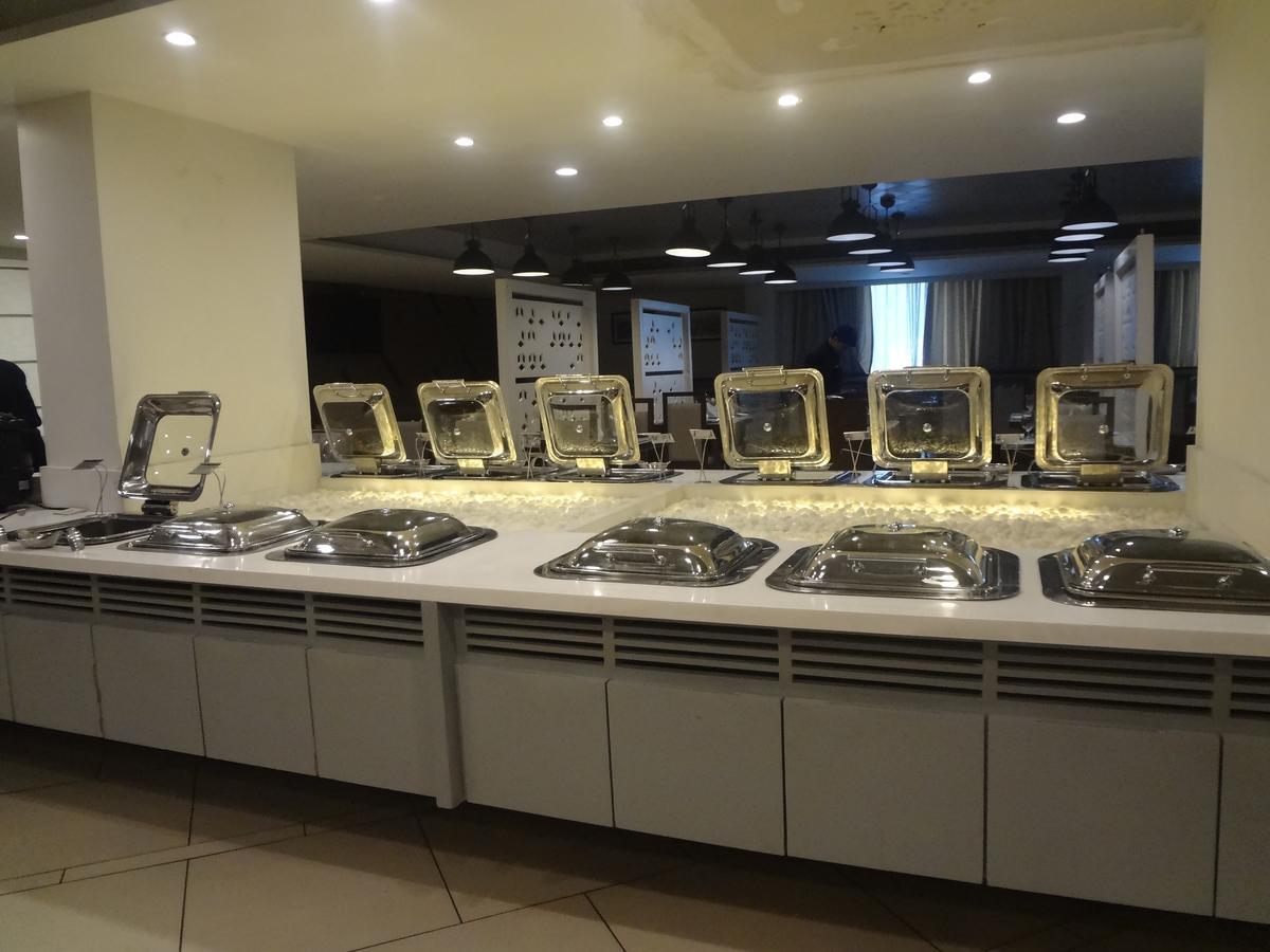 Comfort Inn Donil Vadodara Zewnętrze zdjęcie